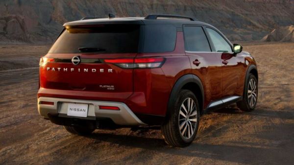 Бренд Nissan объявил в РФ цены на новый внедорожник Nissan Pathfinder в январе 2022 года