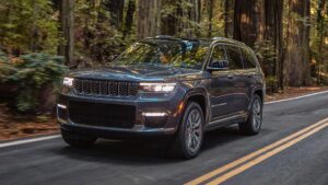 Компания Jeep представит в РФ новый внедорожник Jeep Grand Cherokee L 25 января 2022 года