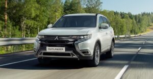 Кроссовер Mitsubishi Outlander стал самым угоняемым автомобилем в Петербурге в 2021 году