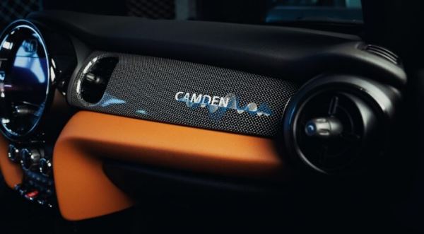 MINI представляет в России ограниченную серию хэтчбеков MINI Camden Edition