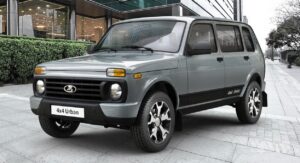 Российский внедорожник LADA Niva Legend дебютировал на автосалоне в Токио