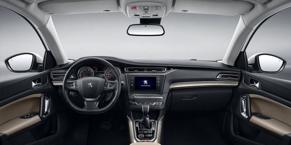 Седаны Peugeot 408 и Citroen C4 лишились дизельного мотора на рынке РФ в 2022 году